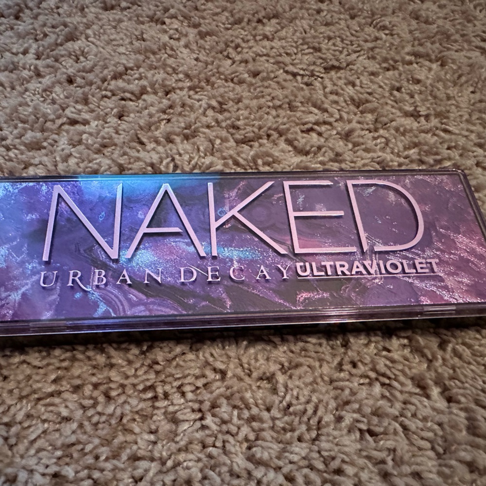 Urban Decay eyeshadow palette